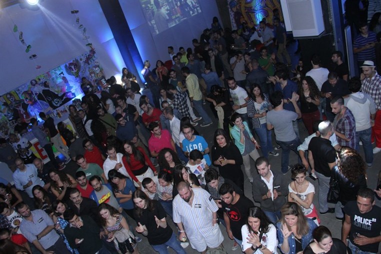 Online Collaborative Party